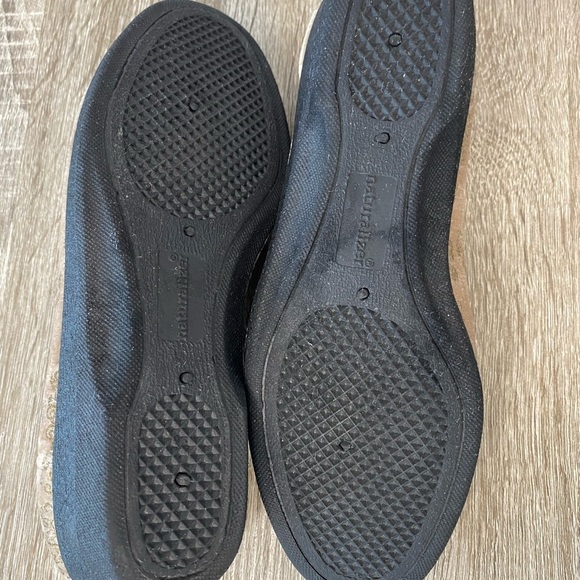Naturalizer Velvety Loafers Size 6 - Picture 5 of 12